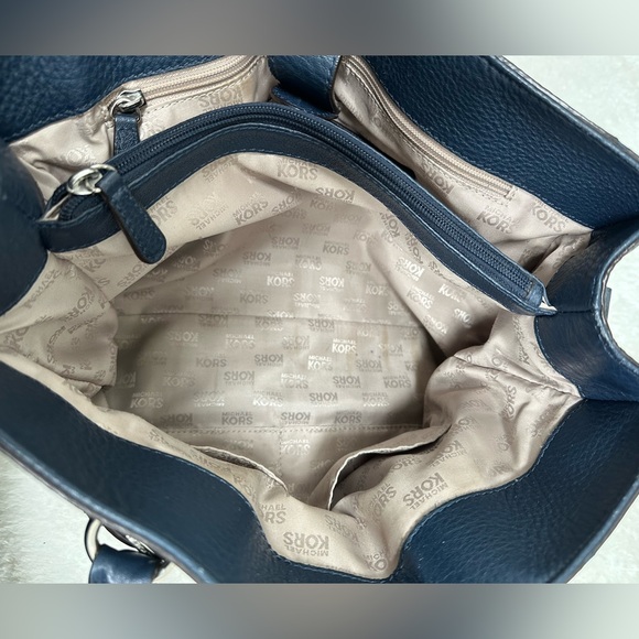 Michael Kors blue leather shoulder satchel - Picture 6 of 10